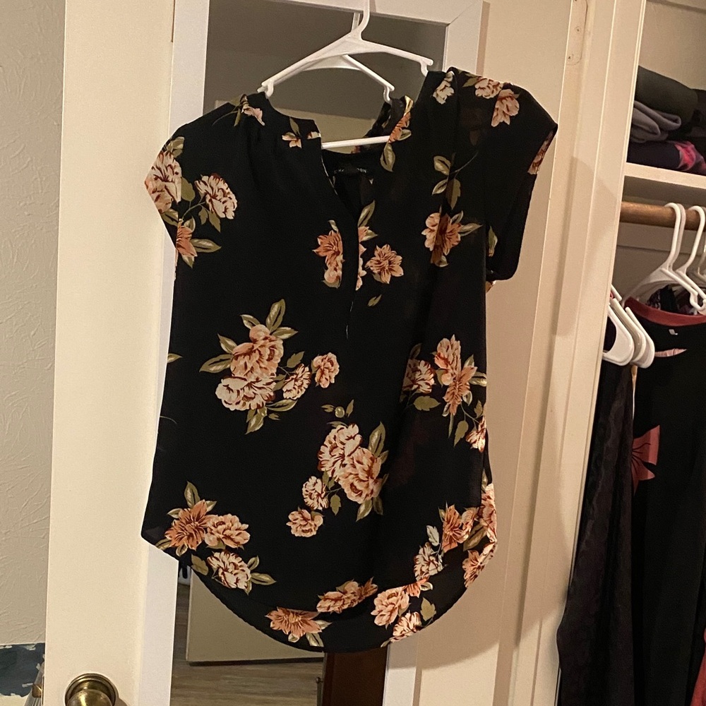 41 Hawthorn Black Floral Blouse